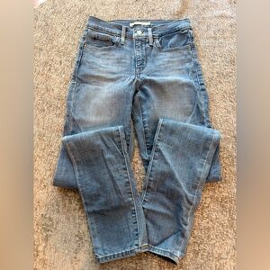 Levi's Light Blue Women's Jeans